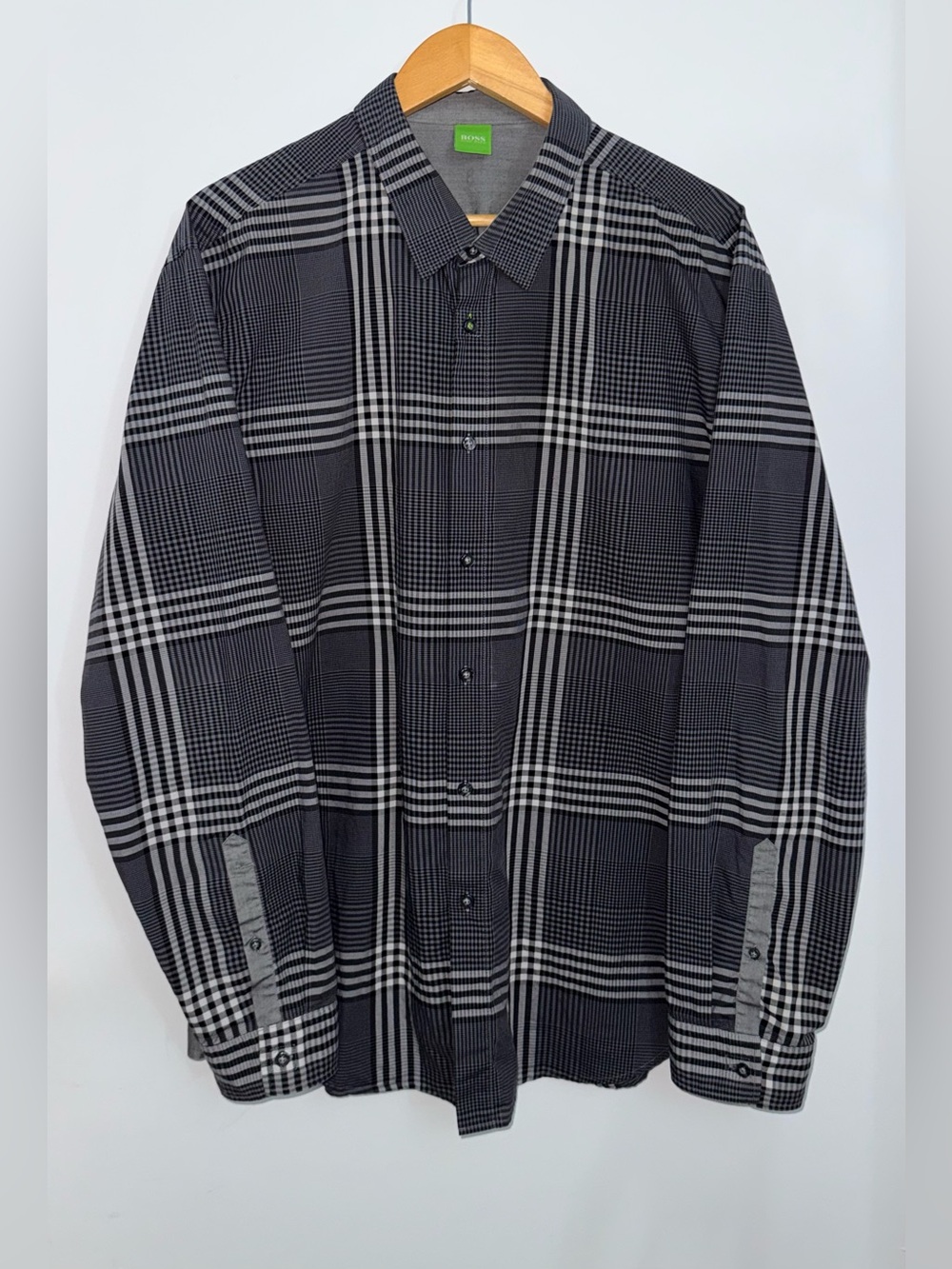 HUGO BOSS Men’s Plaid Button-Up Shirt Size XXXL - Black Gray